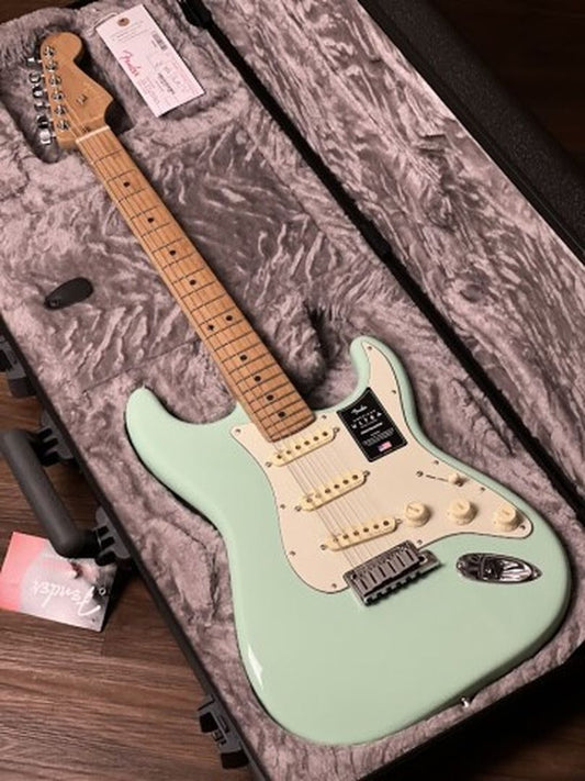 Fender FSR American Ultra Stratocaster พร้อม Maple FB สี Surf Green