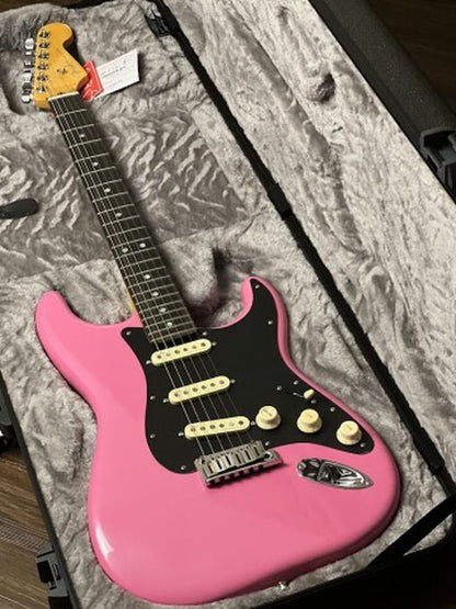 Fender FSR American Ultra Stratocaster with Ebony FB in Bubble Gum Metallic