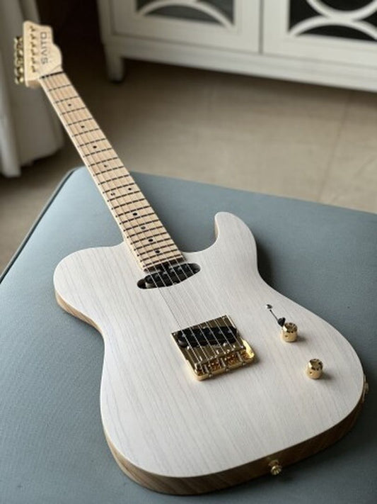 Saito S-622 TLC with Maple in Trans White with Gold Hardware 232419