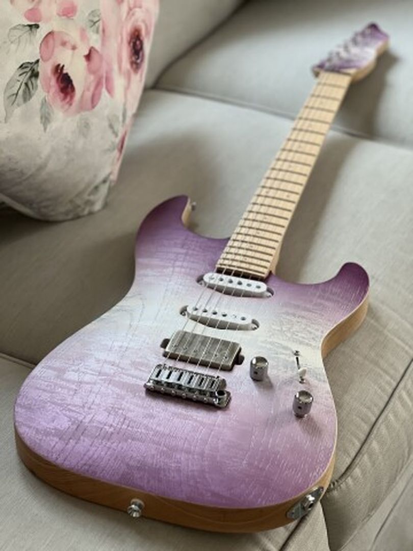 カホンコンガNalu Katana 9260 Spring Steel with Hand Painted Dragon Saya