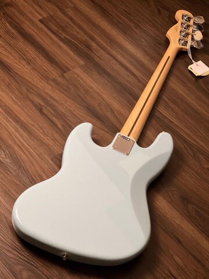 Fender FSR Collection Hybrid II Jazz Bass Guitar with RW FB in Daphne Blue
