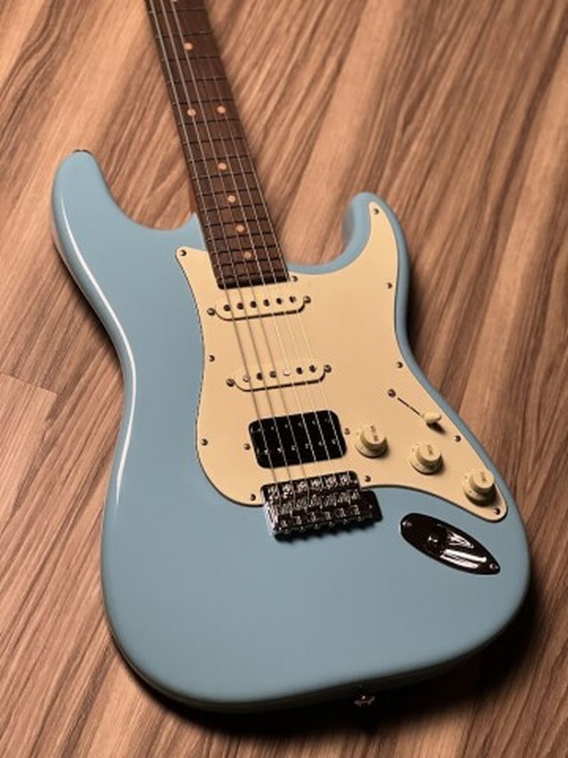 Suhr Classic S Vintage Limited Edition สีน้ำเงิน Daphne Blue 81849