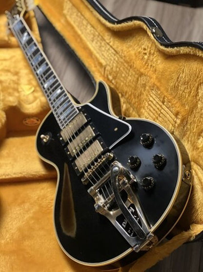 Gibson 1957 Les Paul Custom Reissue 3-Pickup Bigsby in Ebony พร้อมเคส 731206