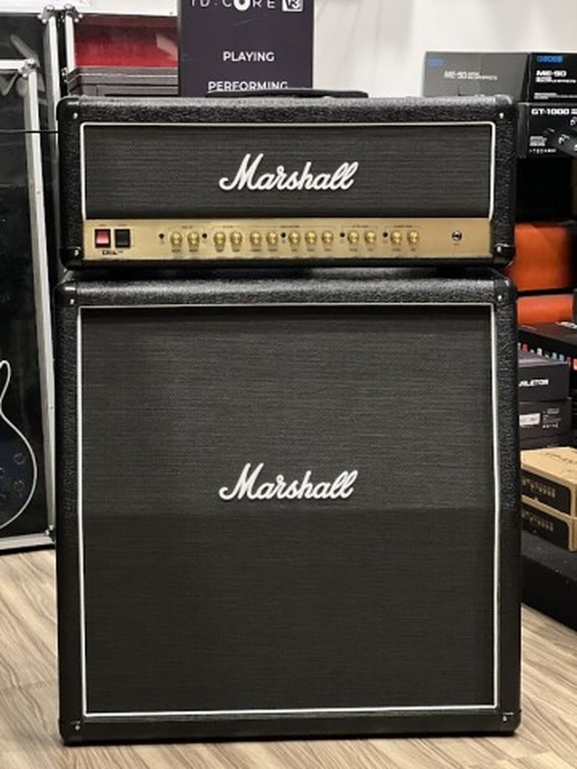 Marshall JCM2000 DSL100HR + Marshall MX412AR Cabinet