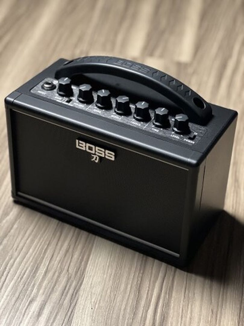 Boss Katana Mini - 7-watt Combo Amp