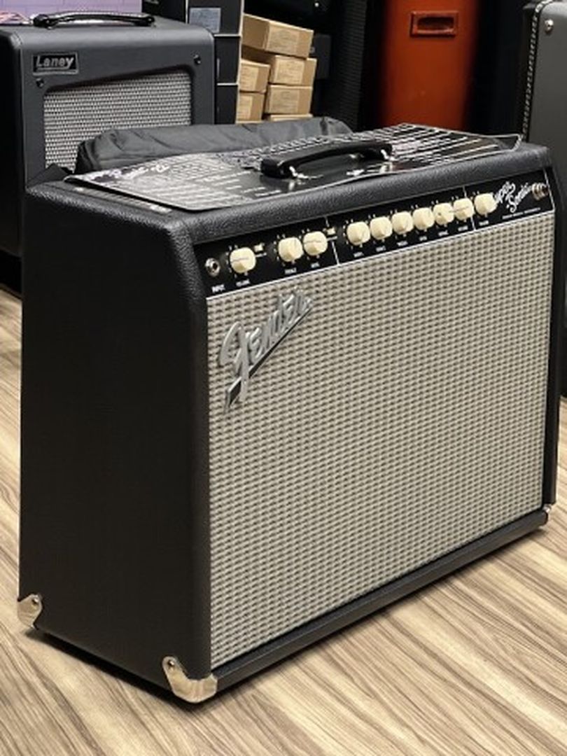 Fender Super Sonic 22 Tube Combo Guitar Amplifier Black UK