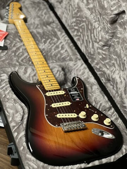 Fender American Professional II Stratocaster with Maple FB in 3-Tone Sunburst