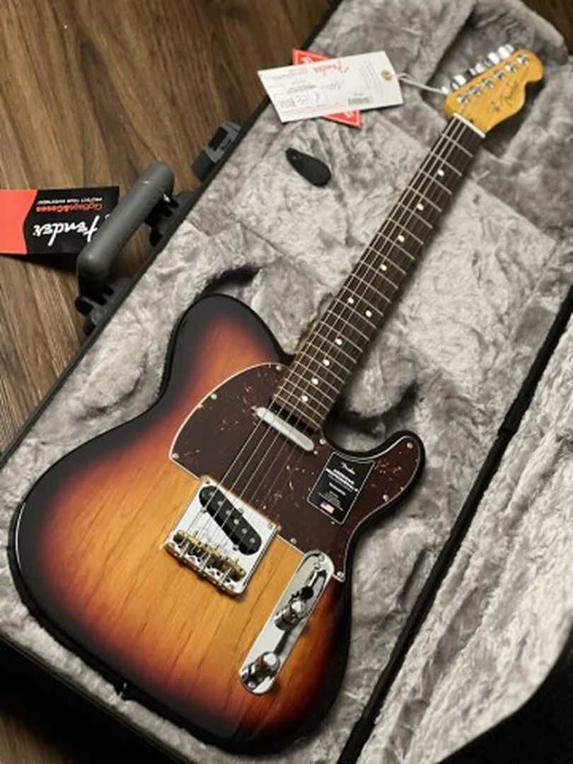 Fender American Professional II Telecaster with RW FB in 3-Tone Sunburst