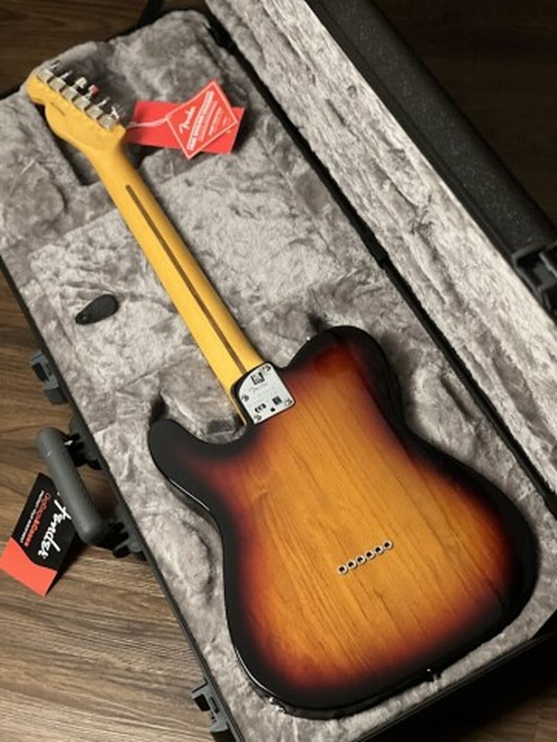 Fender American Professional II Telecaster with RW FB in 3-Tone Sunburst