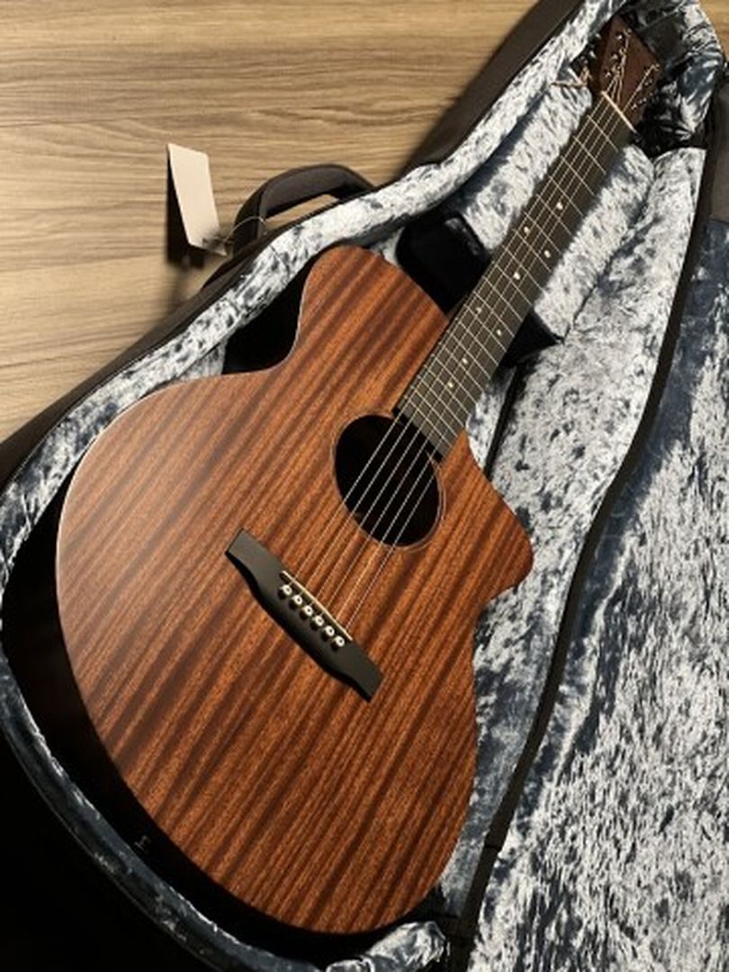 Martin SC-10E-02 with Sapele Acoustic Electric in Satin