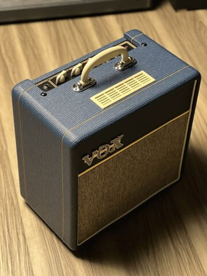 Vox AC4C1-BL 1x10″ 4-Watt Amplifier