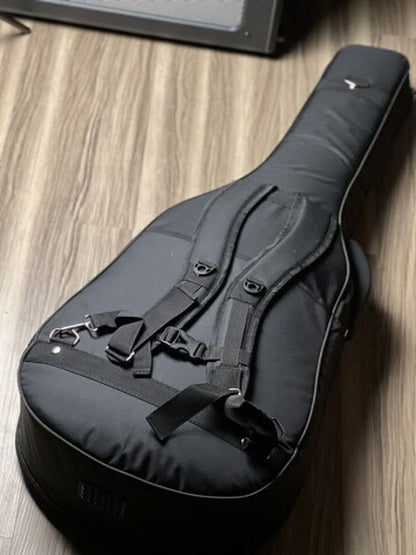 Octa's Gigbag Armor Accoustic Guitar