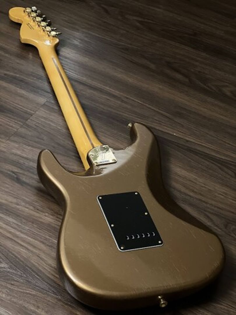 Fender Limited Edition Bruno Mars Stratocaster พร้อม Maple FB สี Mars Mocha