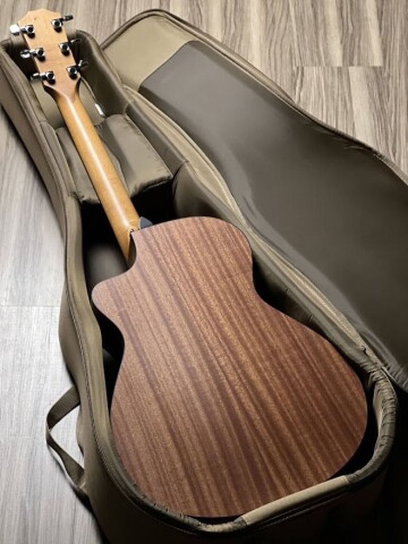 กีต้าร์โปร่ง Taylor 112ce-S LTD พร้อมกระเป๋า สี Natural Sapele